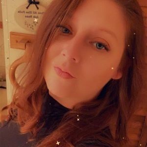 Meet your Posher, Caitlin